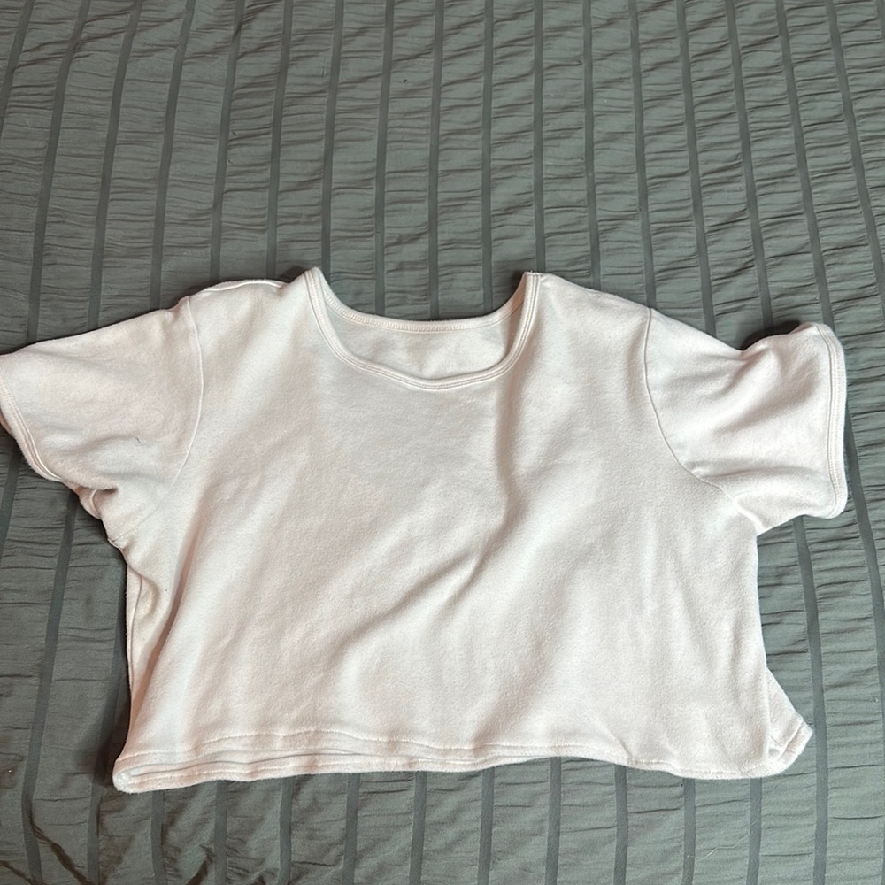 Brandy Melville baby pink crop